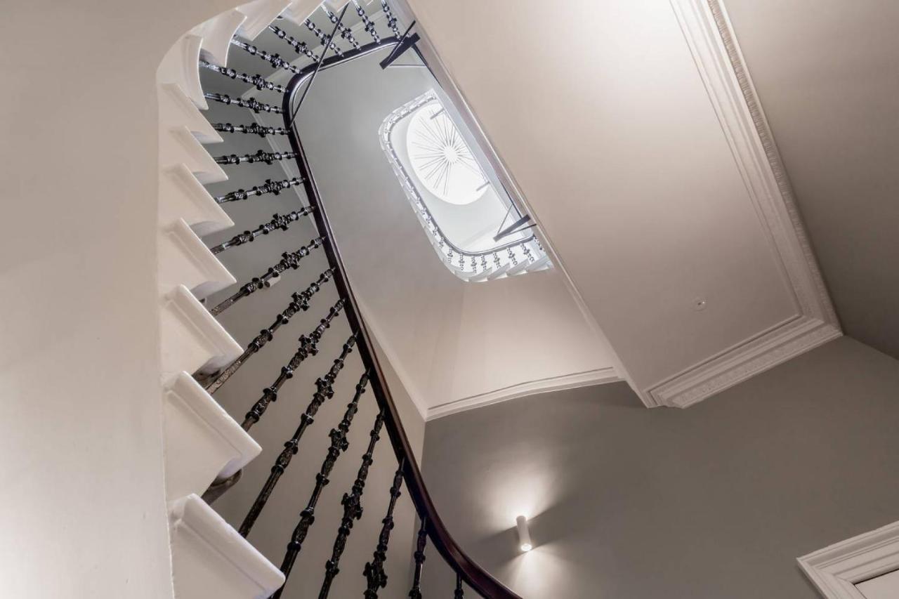 Joivy Spacious And Bright 1Bed Apt, Short Walk From Princes Street EDI Buitenkant foto