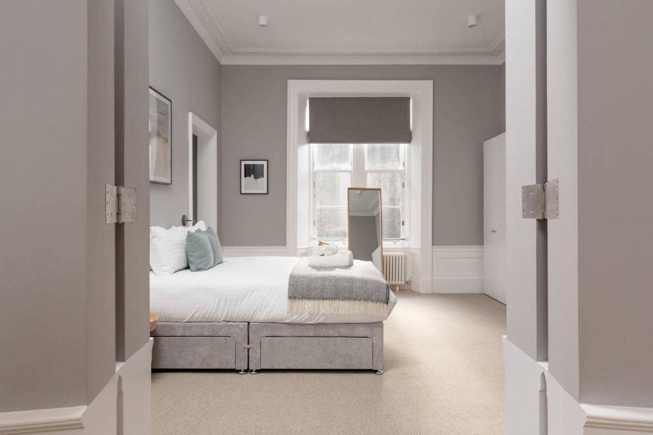 Joivy Spacious And Bright 1Bed Apt, Short Walk From Princes Street EDI Buitenkant foto
